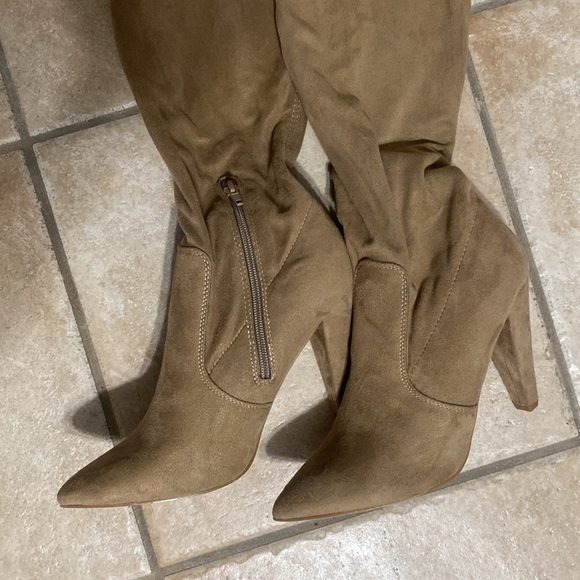 French Connection woman’s thigh high boots - Picture 2 of 4